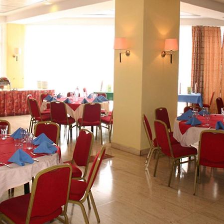 Djeuga Palace Hotel Yaoundé Exterior foto