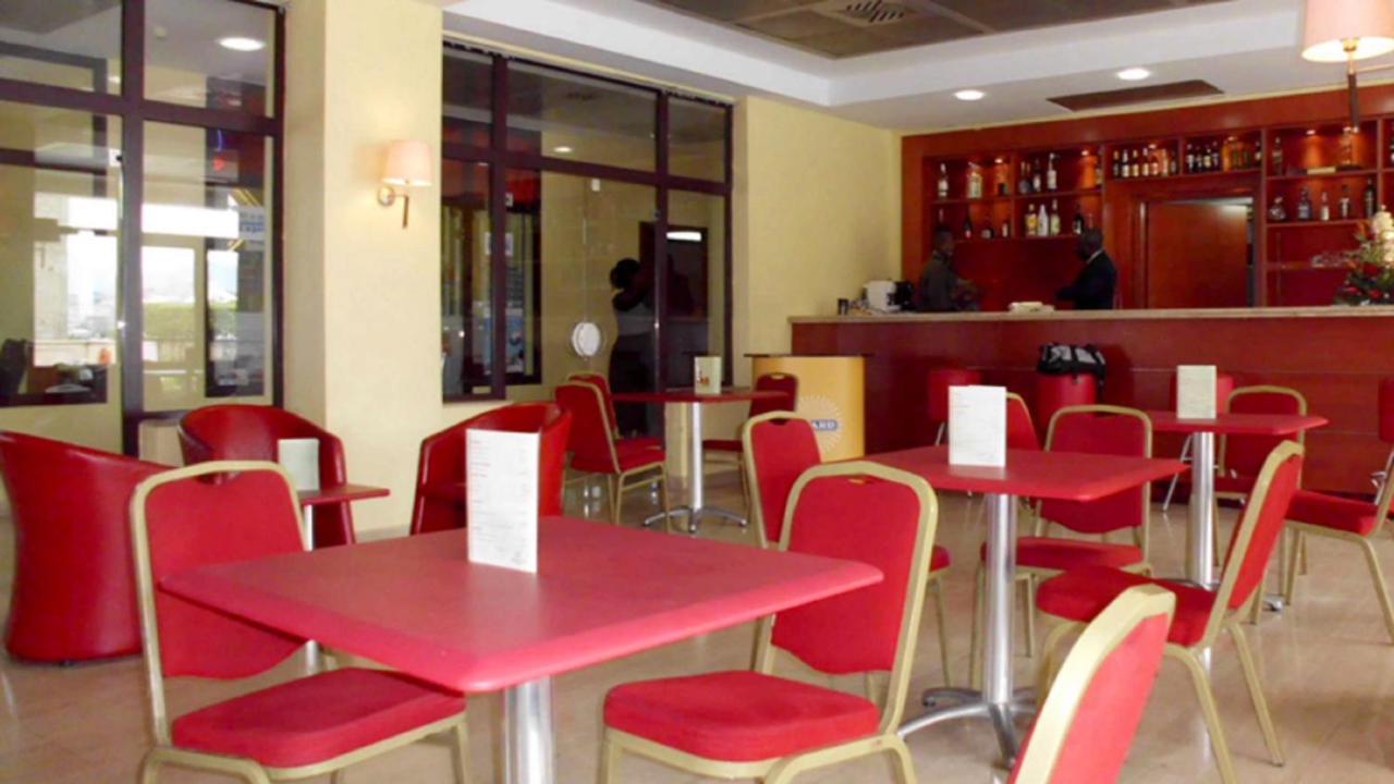 Djeuga Palace Hotel Yaoundé Exterior foto